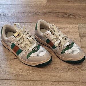 Gucci sneakers size 40